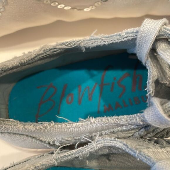 Blowfish Malibu Blue Distressed Canvass Sneaker Women's Size 10 - Picture 5 of 6